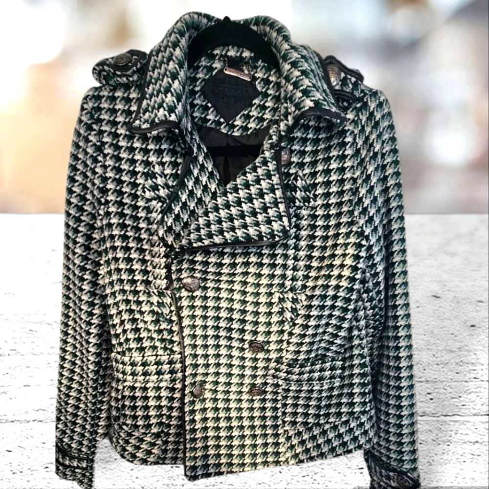 Jou Jou Jacket size Large